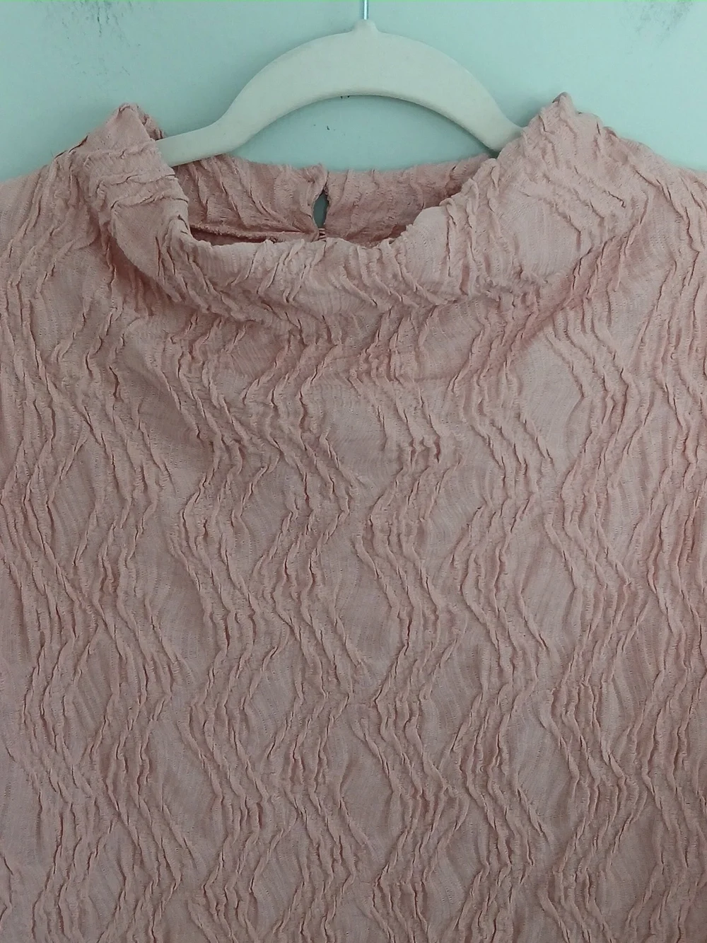 Anthropologie Women's Textured Mock Neck Long Sleeve Baby Pink Top Size Small